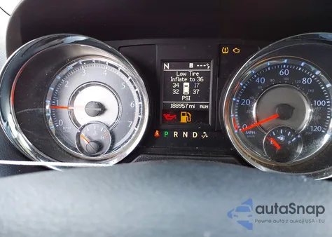 2015 Chrysler Town & Country Touring-L из США, поврежденный, VIN 2C4RC1CG9FR522413